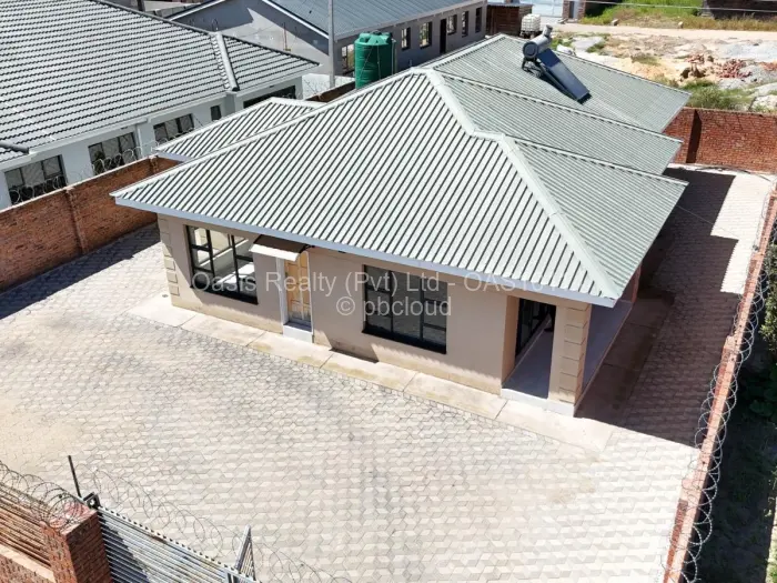 3 Bedroom House for Sale in Mabvazuva Estates, Ruwa