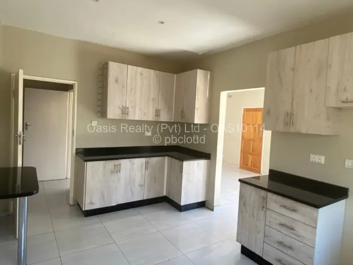 3 Bedroom House for Sale in Mabvazuva Estates, Ruwa