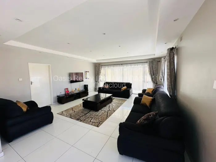 3 Bedroom House for Sale in Mabvazuva Estates, Ruwa
