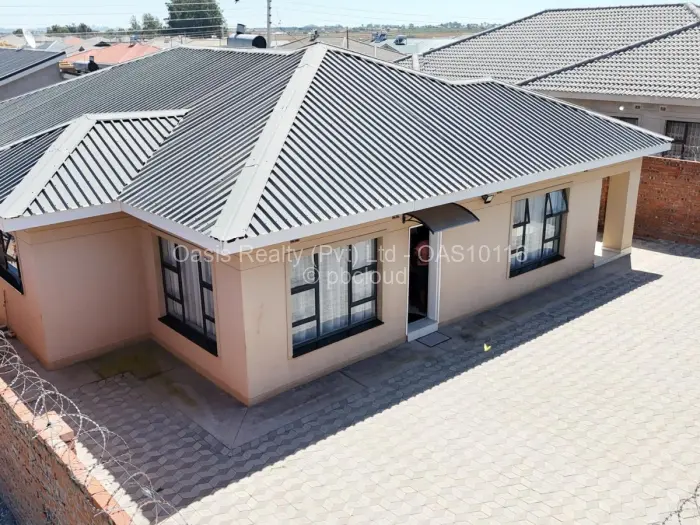3 Bedroom House for Sale in Mabvazuva Estates, Ruwa