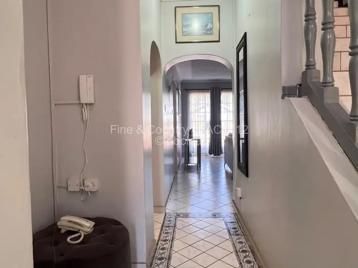 5 Bedroom House for Sale in Helensvale, Harare