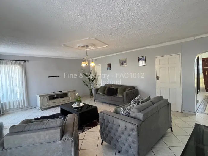 5 Bedroom House for Sale in Helensvale, Harare
