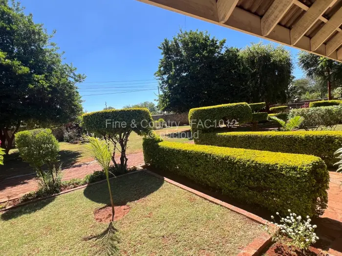 5 Bedroom House for Sale in Helensvale, Harare