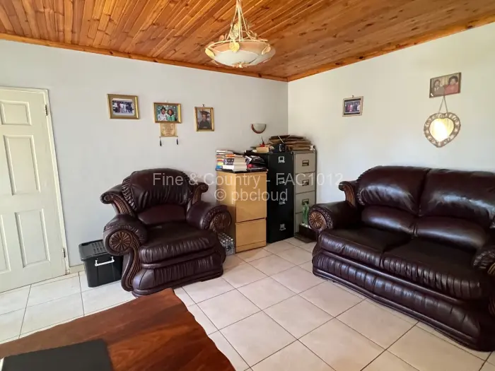 5 Bedroom House for Sale in Helensvale, Harare