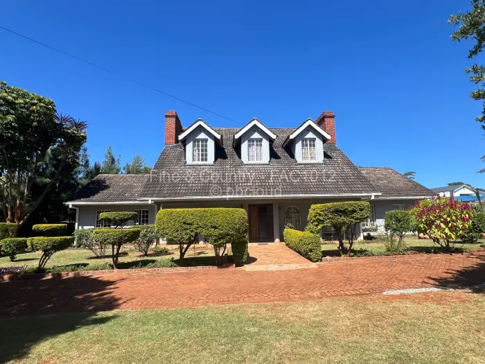 5 Bedroom House for Sale in Helensvale, Harare