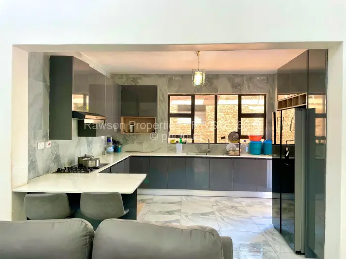Townhouse/Cluster for Sale in Helensvale, Harare