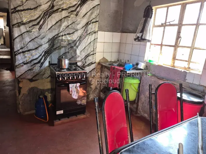 4 Bedroom House for Sale in Kuwadzana, Harare