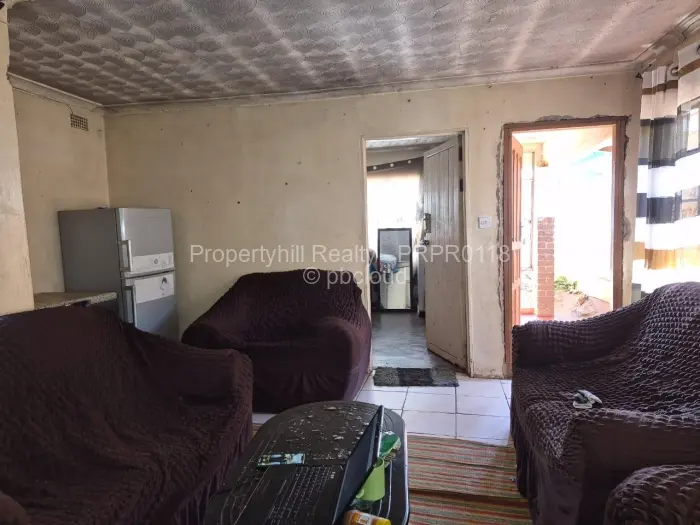 4 Bedroom House for Sale in Kuwadzana, Harare