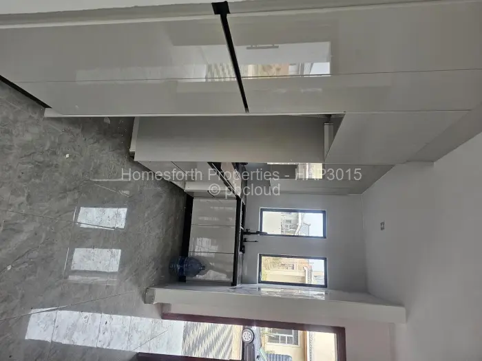 Townhouse/Cluster for Sale in Arlington, Harare