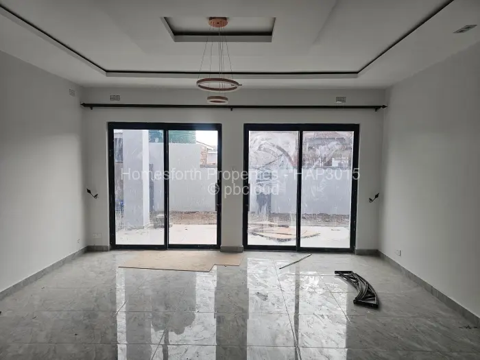 Townhouse/Cluster for Sale in Arlington, Harare