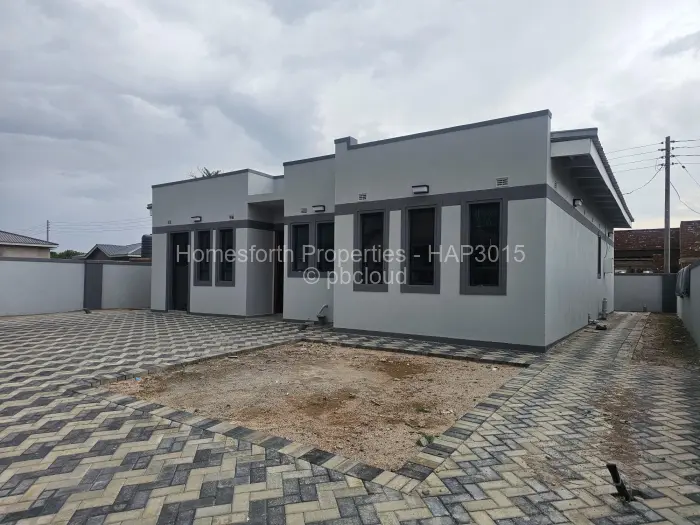 Townhouse/Cluster for Sale in Arlington, Harare