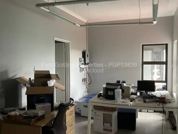 Office to Rent in Greendale, Harare