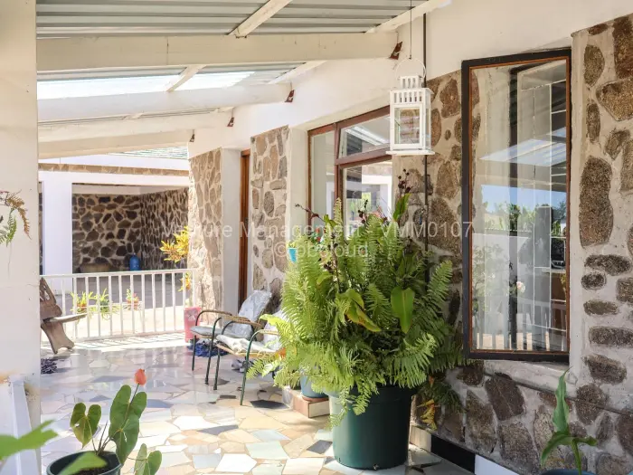 6 Bedroom House for Sale in Domboshawa, Domboshawa