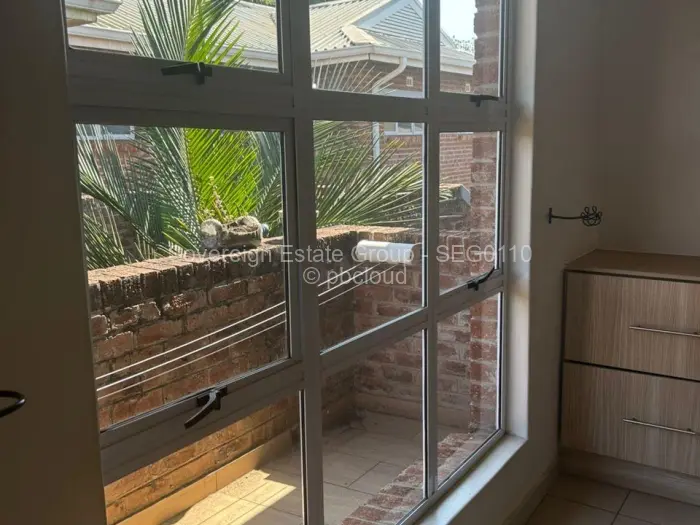 Flat/Apartment to Rent in Marlborough, Harare