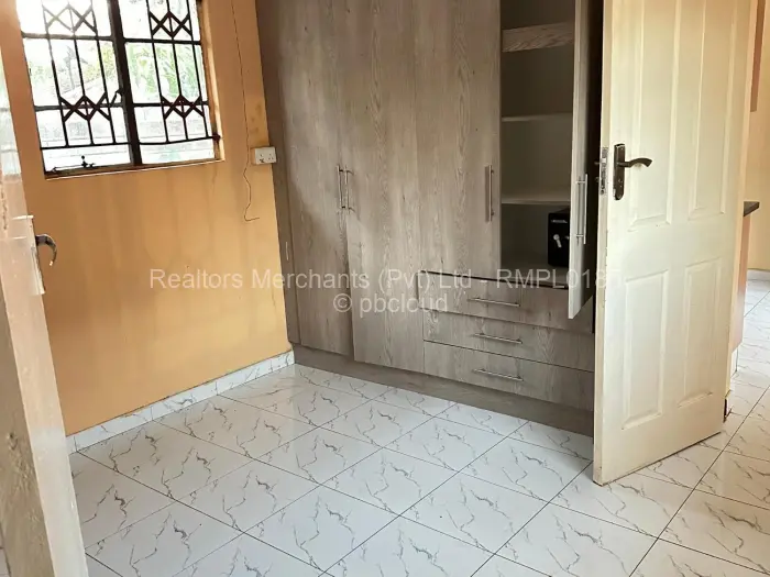 1 Bedroom Cottage/Garden Flat to Rent in Marlborough, Harare