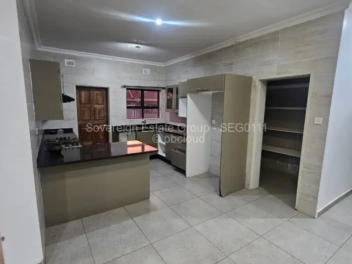 4 Bedroom House to Rent in Fairview, Harare