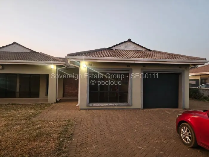 4 Bedroom House to Rent in Fairview, Harare