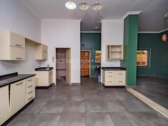 3 Bedroom House for Sale in Hogerty Hill, Harare