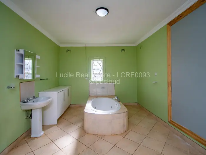 3 Bedroom House for Sale in Hogerty Hill, Harare
