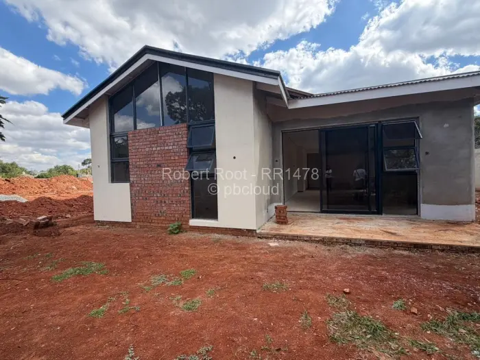 Townhouse/Cluster for Sale in Mount Pleasant, Harare