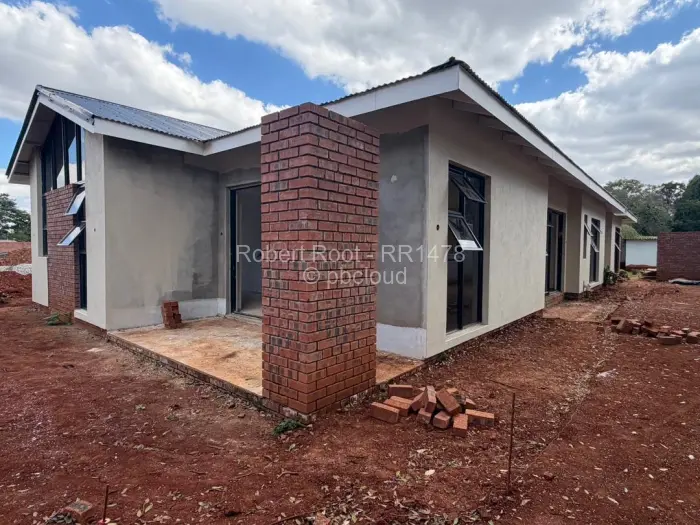 Townhouse/Cluster for Sale in Mount Pleasant, Harare