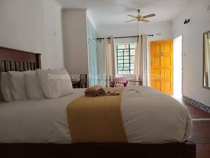 Flat/Apartment to Rent in Suburbs, Bulawayo