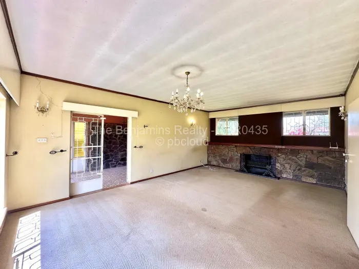3 Bedroom House for Sale in Upper Hillside, Harare