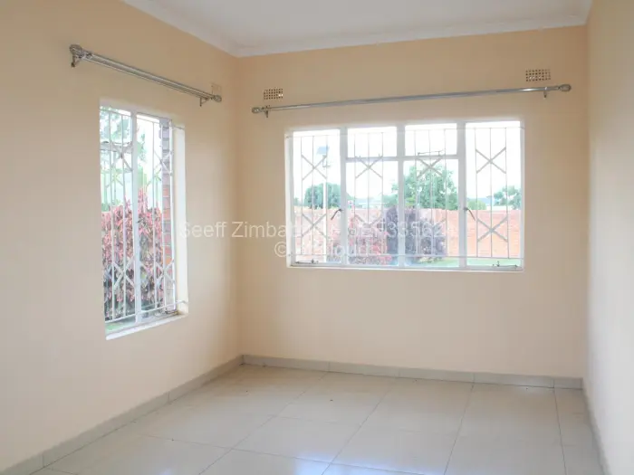 Flat/Apartment to Rent in Waterfalls, Harare