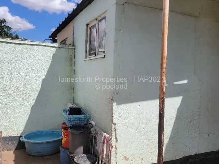 2 Bedroom House for Sale in Glen Norah, Harare