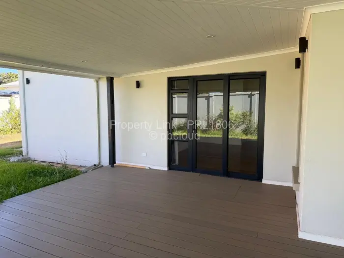 Townhouse/Cluster for Sale in Chisipite, Harare