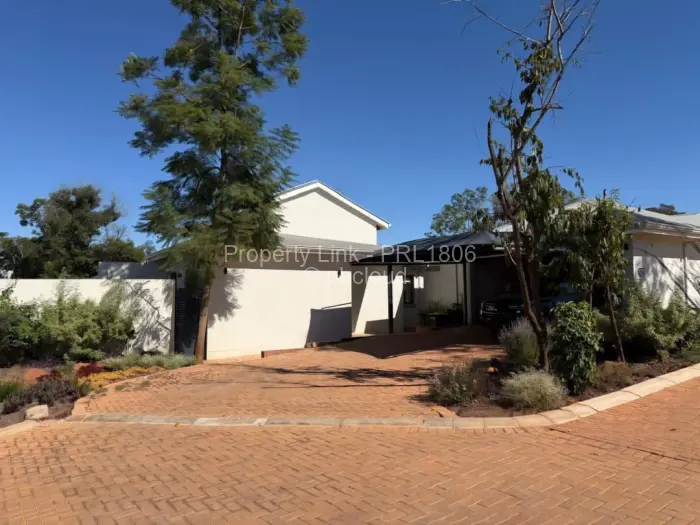 Townhouse/Cluster for Sale in Chisipite, Harare