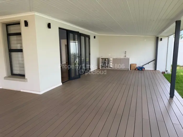 Townhouse/Cluster for Sale in Chisipite, Harare