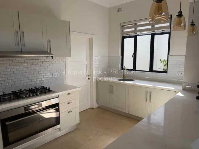 Townhouse/Cluster for Sale in Chisipite, Harare