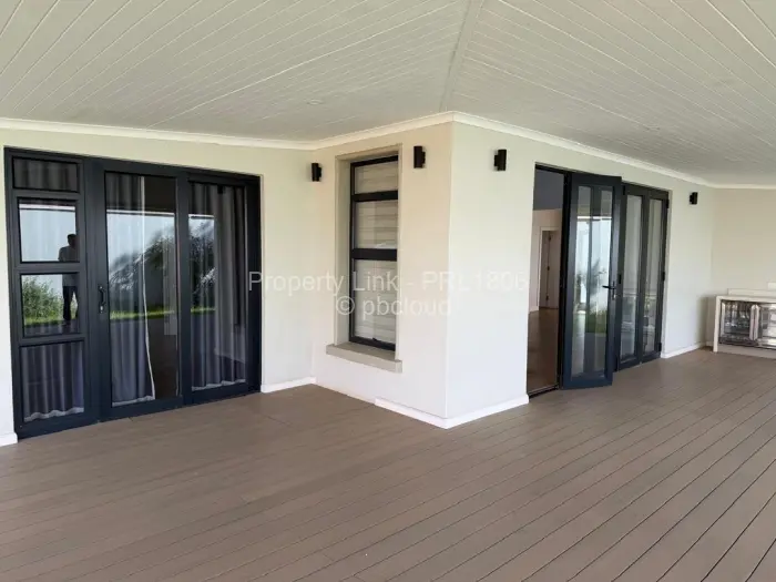Townhouse/Cluster for Sale in Chisipite, Harare