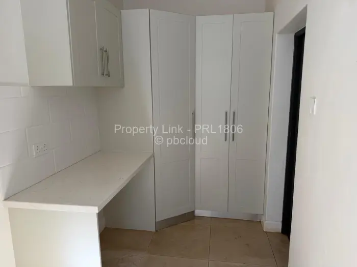 Townhouse/Cluster for Sale in Chisipite, Harare