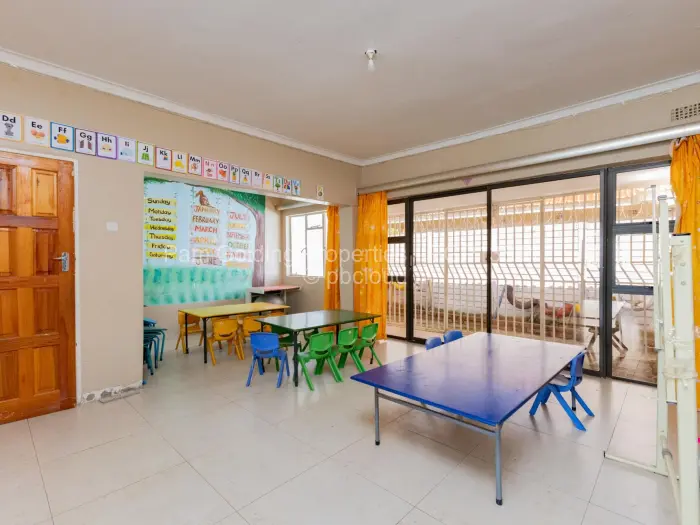 4 Bedroom House for Sale in Chipukutu Park, Ruwa