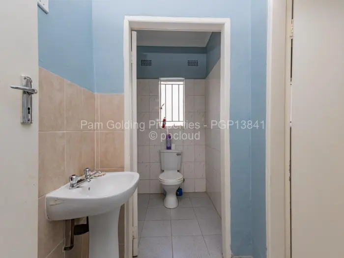 4 Bedroom House for Sale in Chipukutu Park, Ruwa