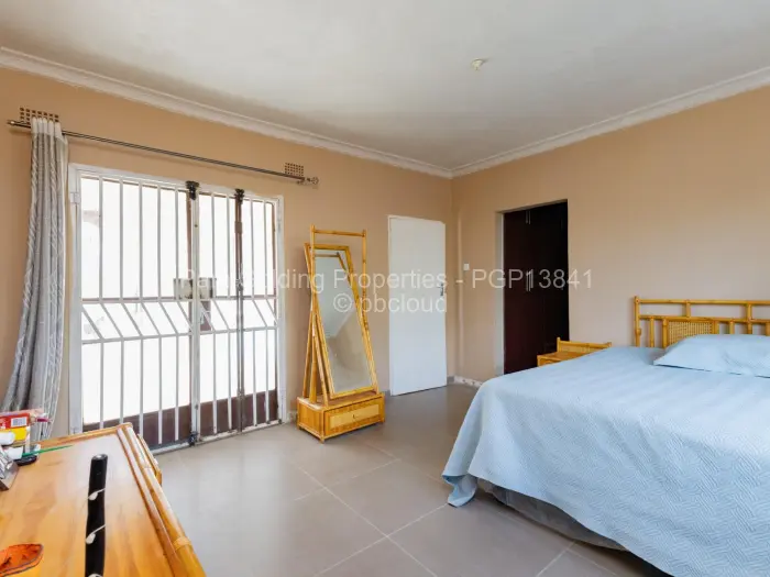 4 Bedroom House for Sale in Chipukutu Park, Ruwa