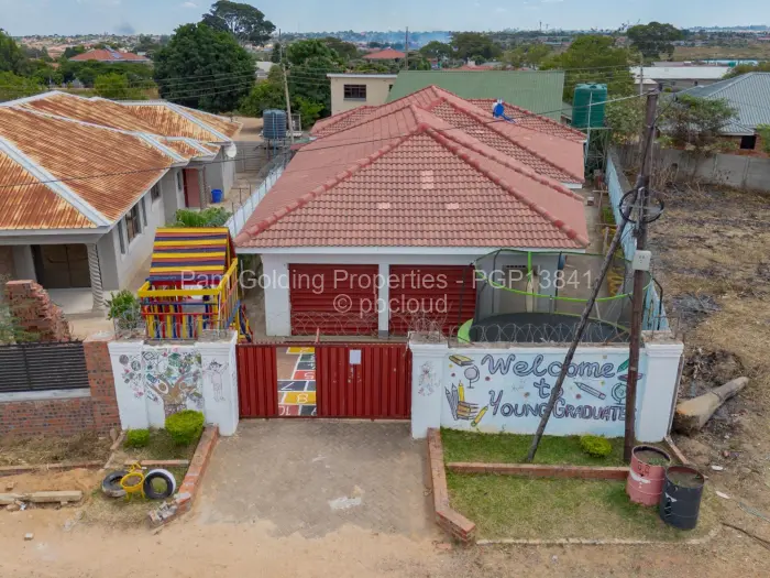 4 Bedroom House for Sale in Chipukutu Park, Ruwa