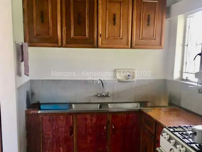6 Bedroom House for Sale in Chiredzi, Chiredzi