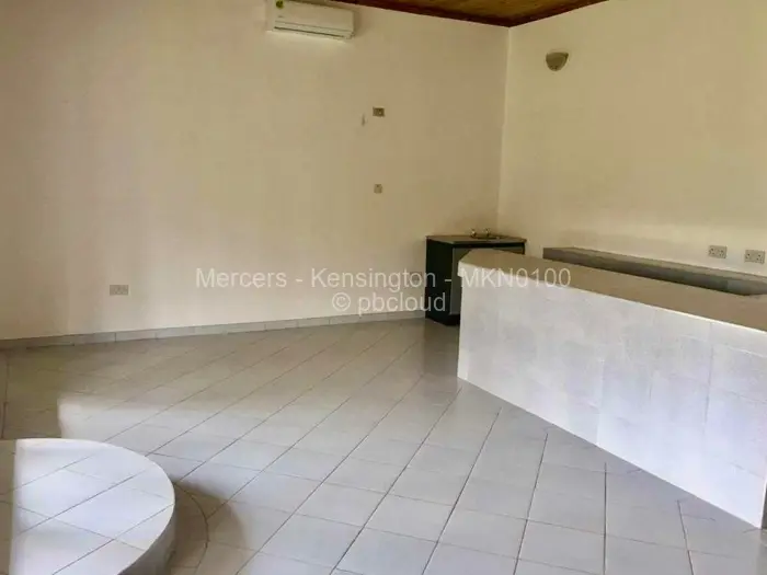 6 Bedroom House for Sale in Chiredzi, Chiredzi