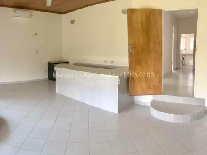 6 Bedroom House for Sale in Chiredzi, Chiredzi