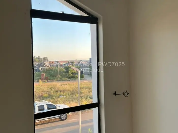 3 Bedroom House to Rent in Rainham, Harare