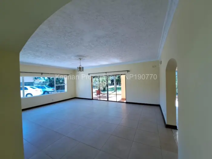5 Bedroom House to Rent in Borrowdale West