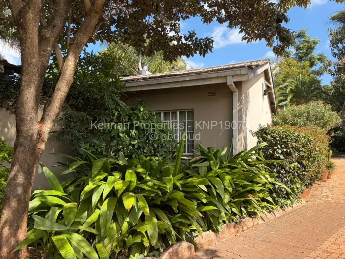 3 Bedroom Cottage/Garden Flat to Rent in Helensvale, Harare