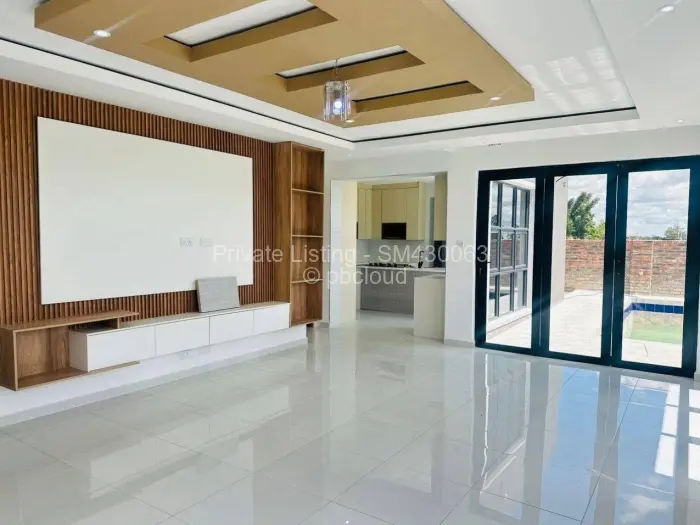 Townhouse/Cluster for Sale in Arlington, Harare