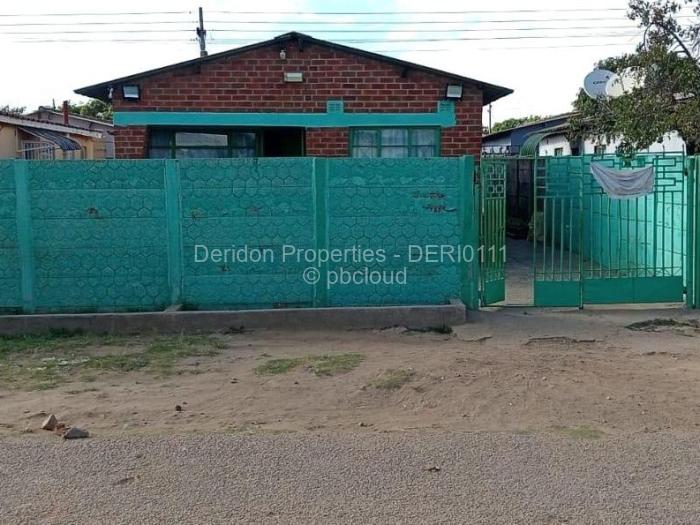 4 Bedroom House for Sale in Glen View, Harare