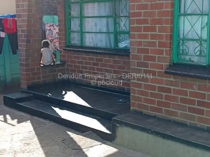 4 Bedroom House for Sale in Glen View, Harare