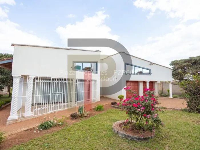 4 Bedroom House for Sale in Borrowdale, Harare