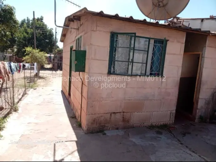 1 Bedroom House for Sale in Mabvuku, Harare